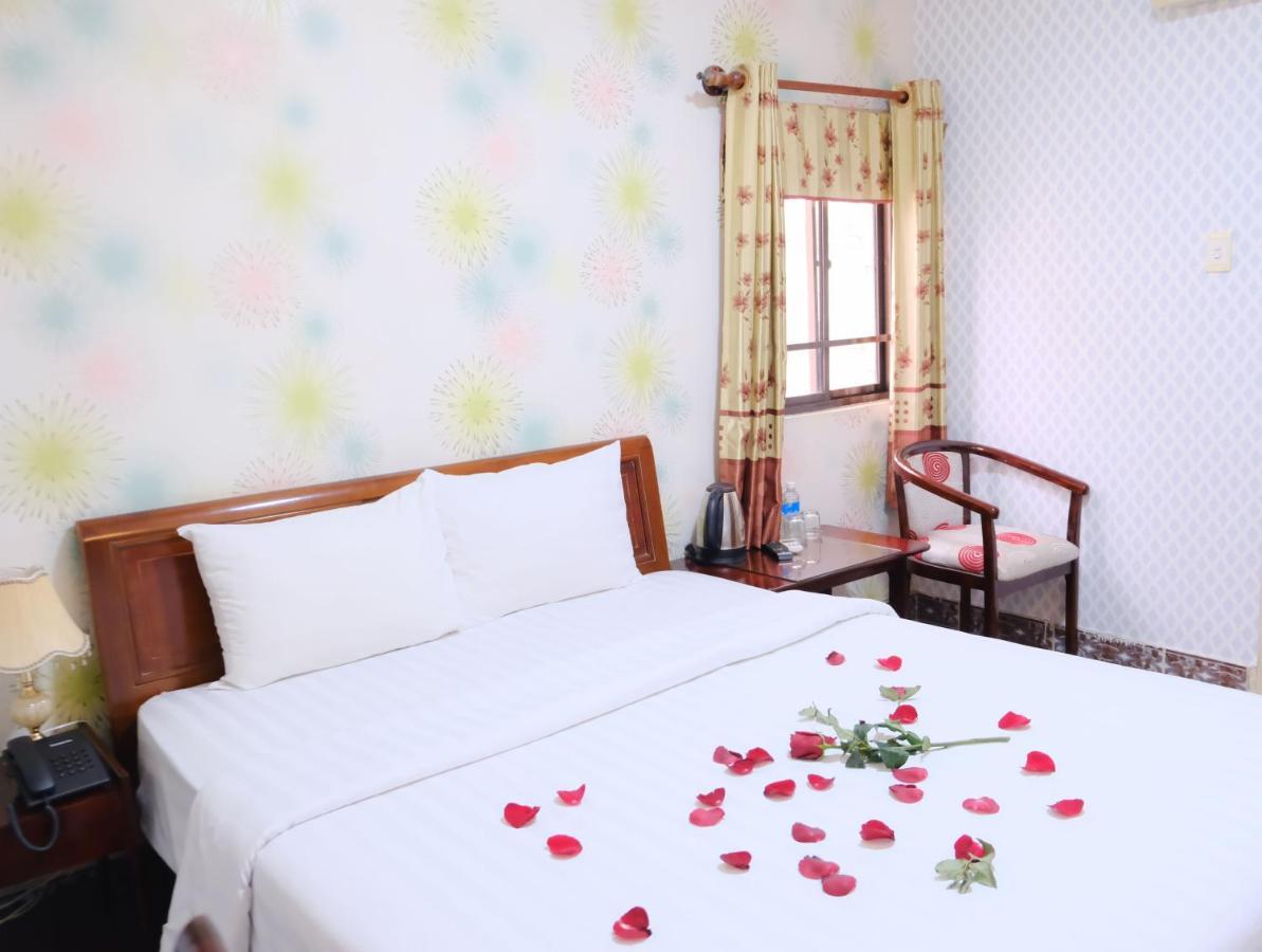 Cosmo Central Hotel Ho Chi Minh Exteriör bild
