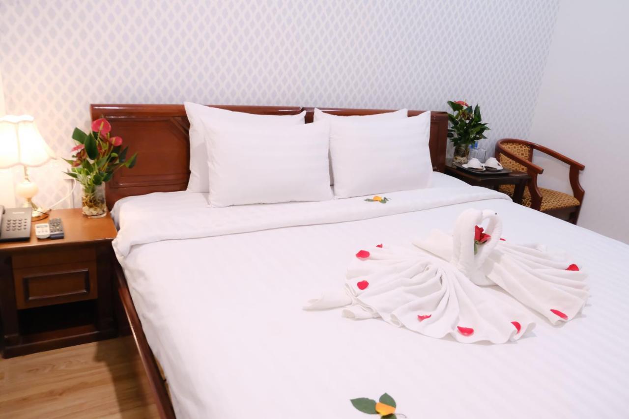 Cosmo Central Hotel Ho Chi Minh Exteriör bild