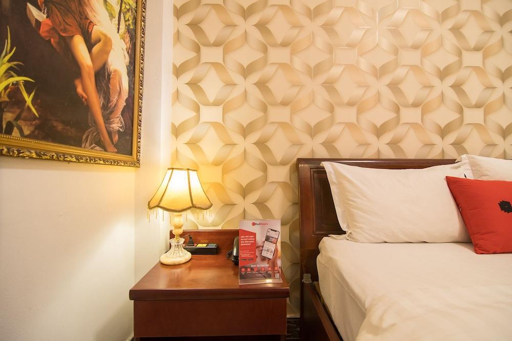 Cosmo Central Hotel Ho Chi Minh Exteriör bild